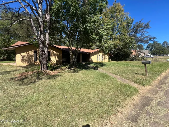 $130,000 | 4224 Cypress Drive, Jackson, MS 39212