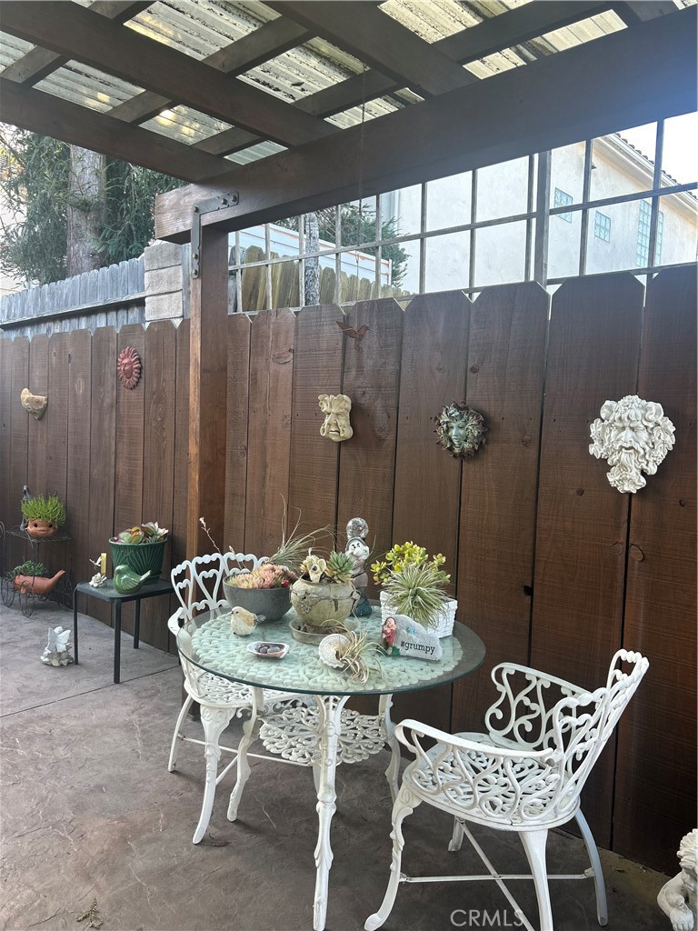 562 Bakeman Lane Arroyo Grande, CA 93420 - Photo 33 of 35 a view of a outdoor seating area