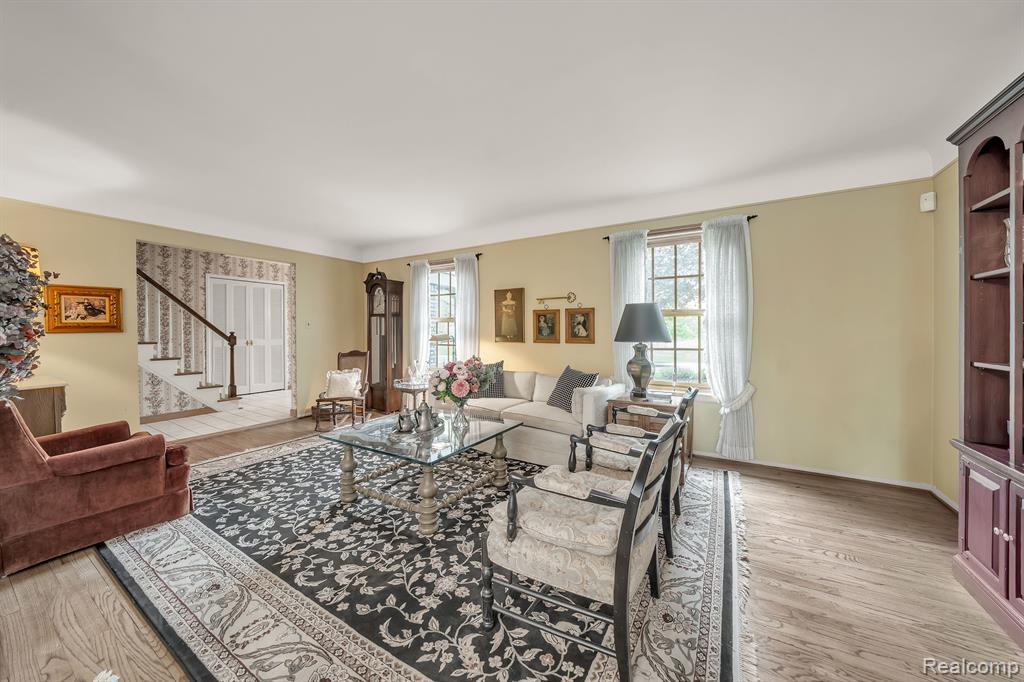 29958 Barwell Road Farmington Hills, MI 48334 - Photo 11 of 48