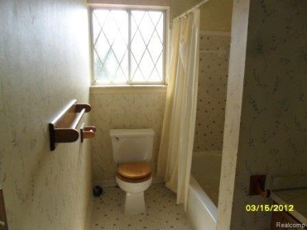 29217 Hayes Road, Unit H3 Warren, MI 48088 - Photo 15 of 17 015.JPG