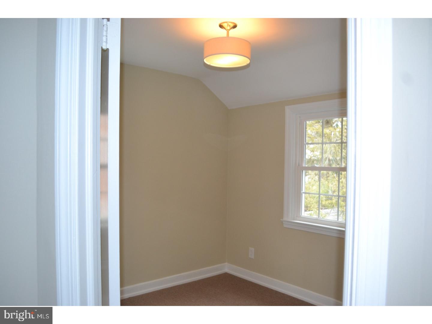 133 Andrea Road Cheltenham, PA 19012 - Photo 17 of 25 Gallery Image 17