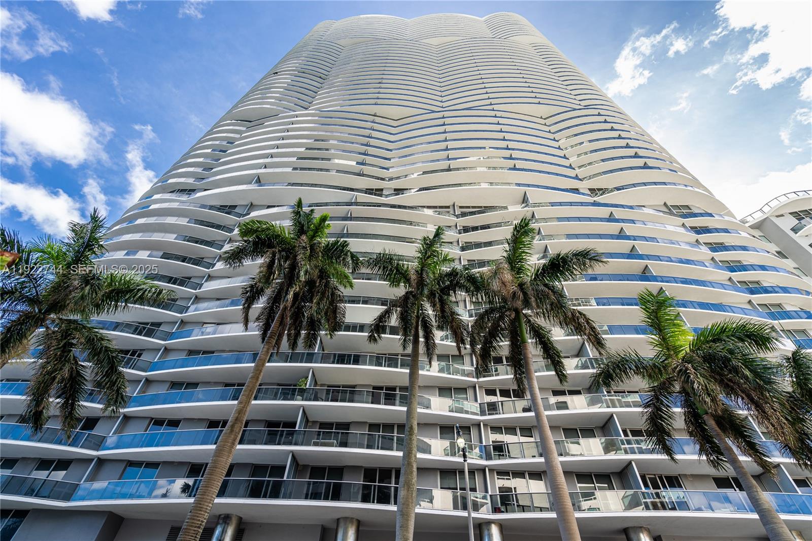 488 Northeast 18th Street, Unit 2311 Miami, FL 33132 - Photo 39 of 40 a view of a tall building