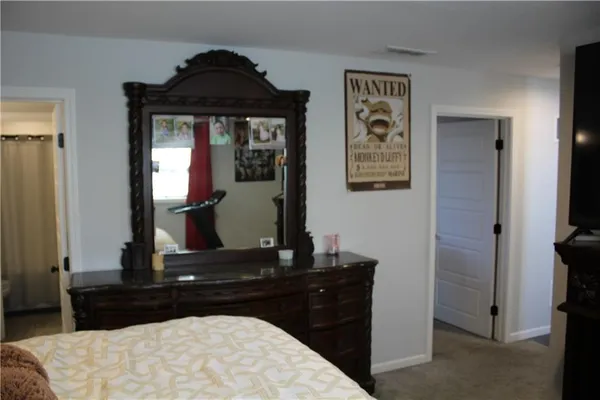 $385,000 | 1000 Northwest 4th Street, Oak Grove, MO 64075