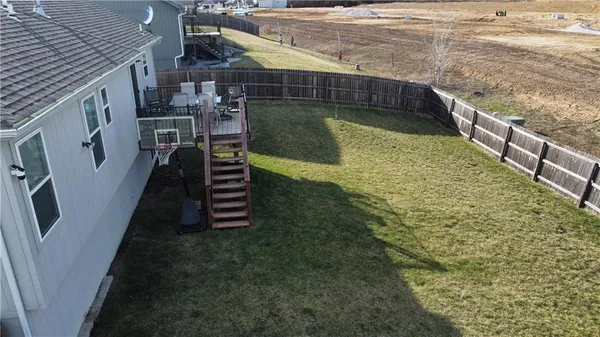 $385,000 | 1000 Northwest 4th Street, Oak Grove, MO 64075