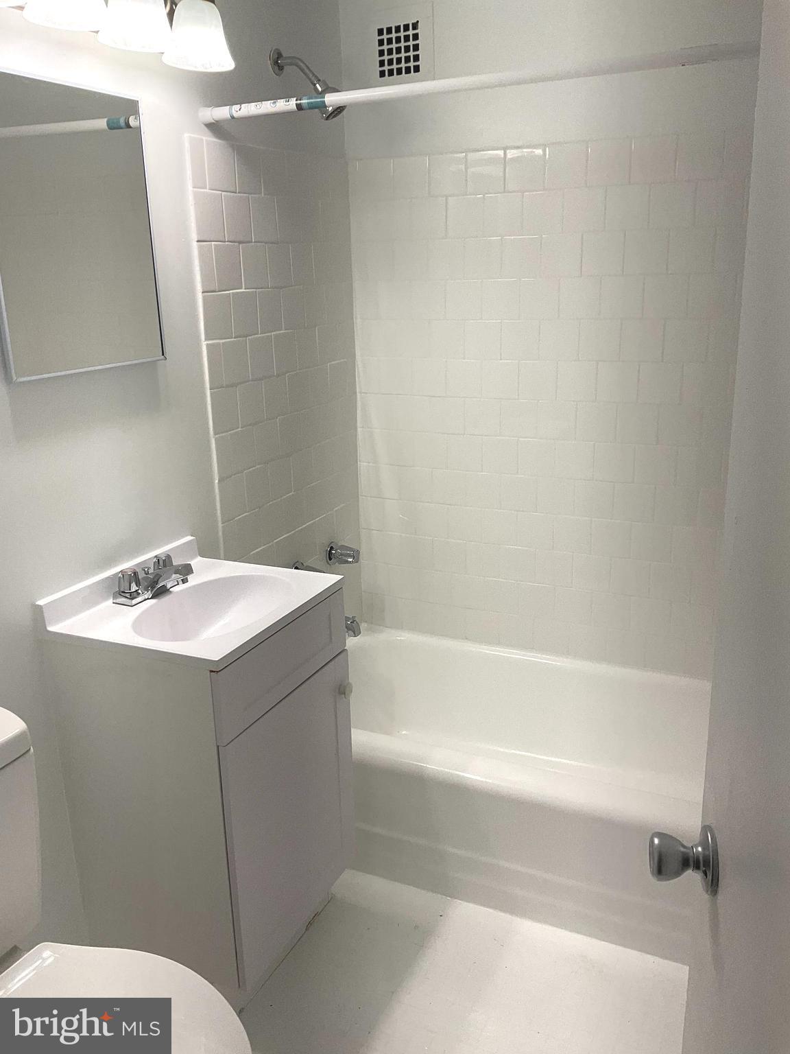 1311 Delaware Avenue Southwest, Unit S345 Washington, DC 20024 - Photo 8 of 10