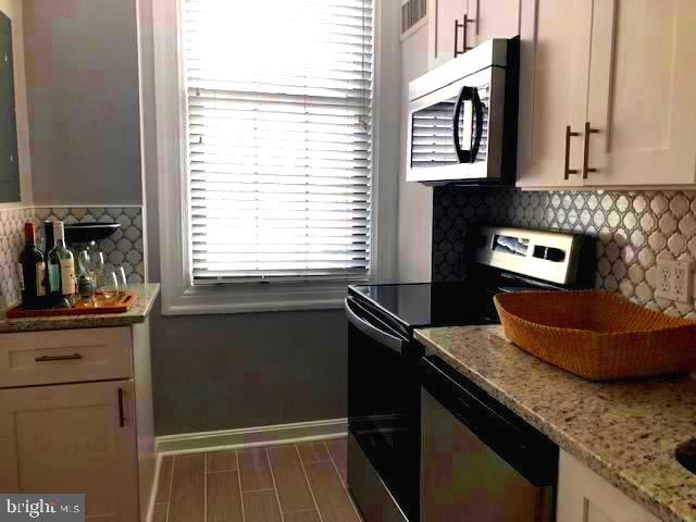 1 East Chase Street, Unit 712 Baltimore, MD 21202 - Photo 14 of 34