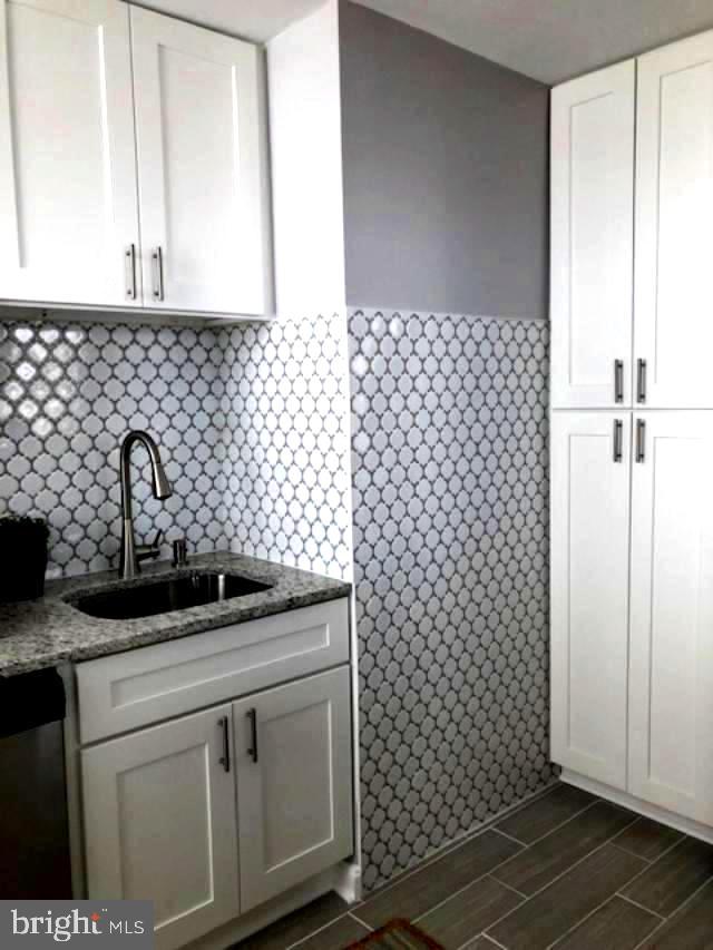 1 East Chase Street, Unit 712 Baltimore, MD 21202 - Photo 15 of 34