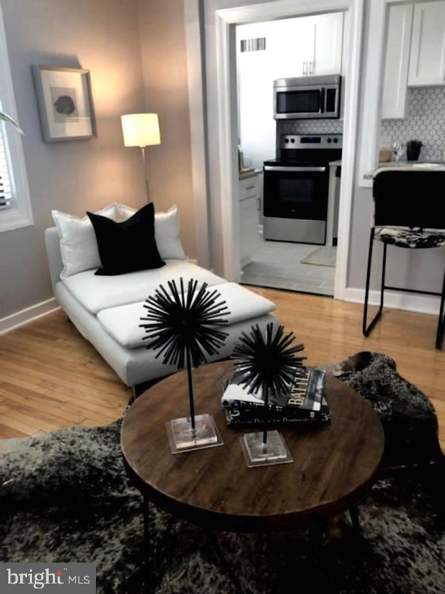 1 East Chase Street, Unit 712 Baltimore, MD 21202 - Photo 7 of 34