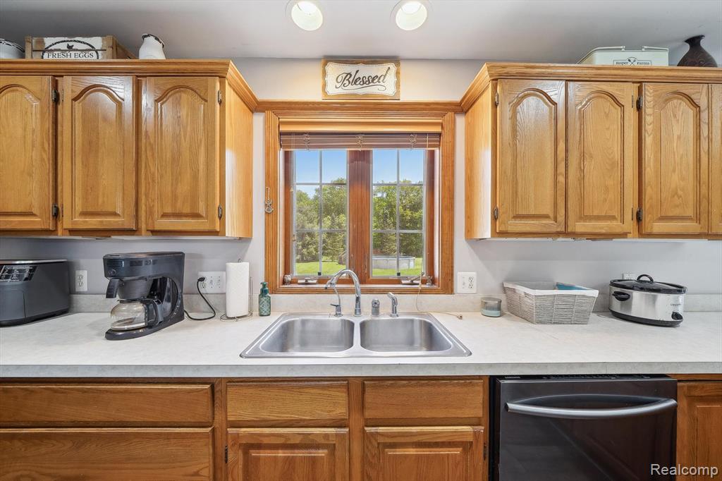 4181 Hosner Road Metamora, MI 48455 - Photo 19 of 48