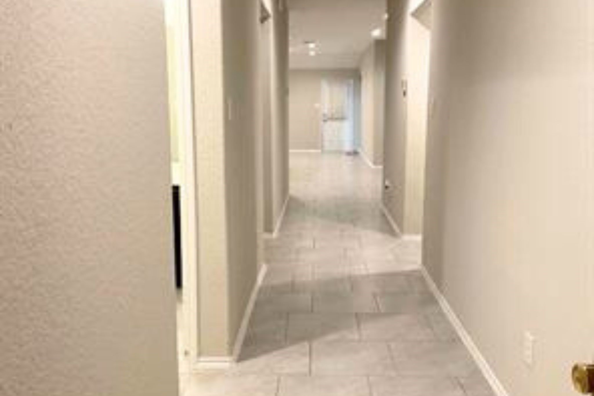 8310 Rose Petals Lane Rosharon, TX 77583 - Photo 11 of 43 view of front door from kitchen