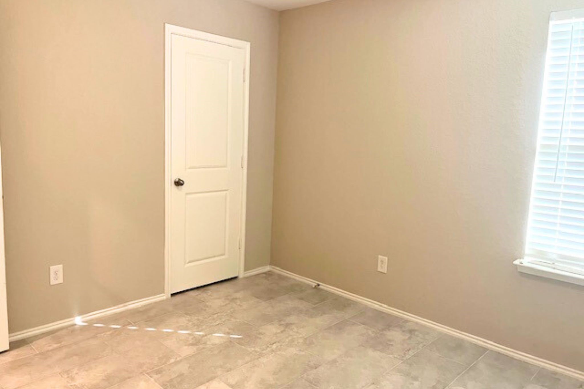 8310 Rose Petals Lane Rosharon, TX 77583 - Photo 23 of 43 Another view of Bedroom 3
