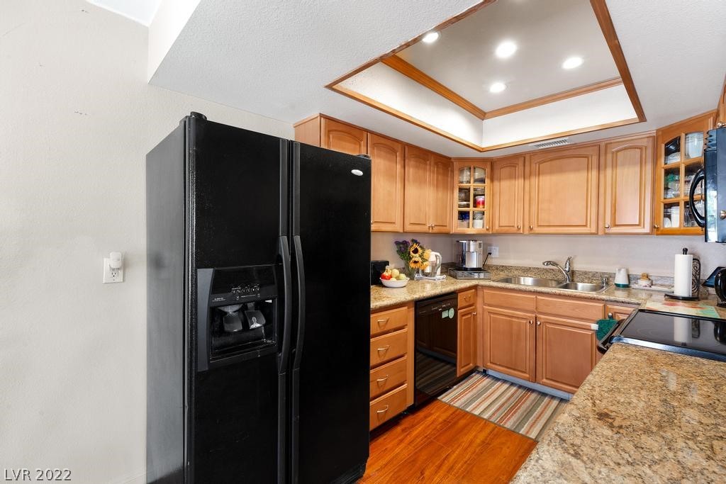 735 Apple Tree Court Henderson, NV 89014 - Photo 13 of 35