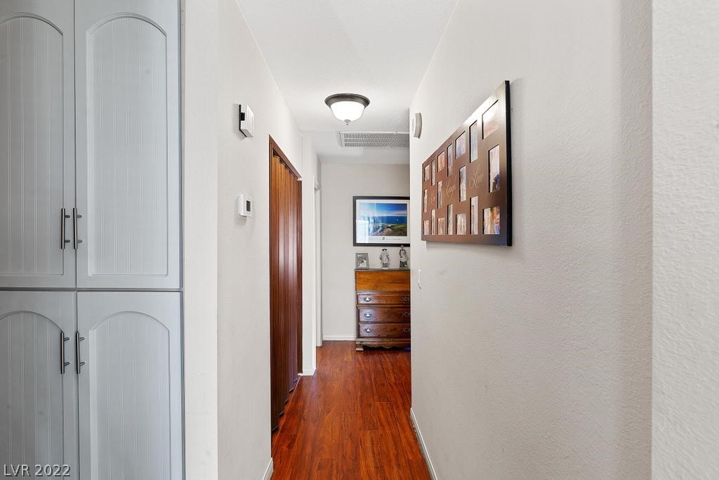 735 Apple Tree Court Henderson, NV 89014 - Photo 18 of 35