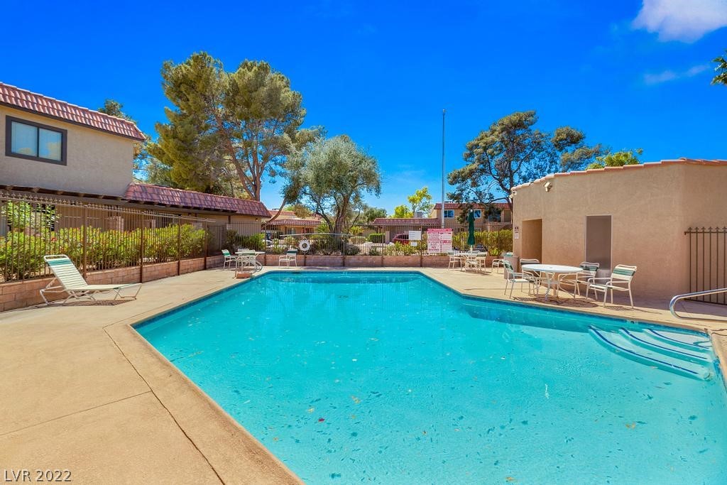 735 Apple Tree Court Henderson, NV 89014 - Photo 33 of 35