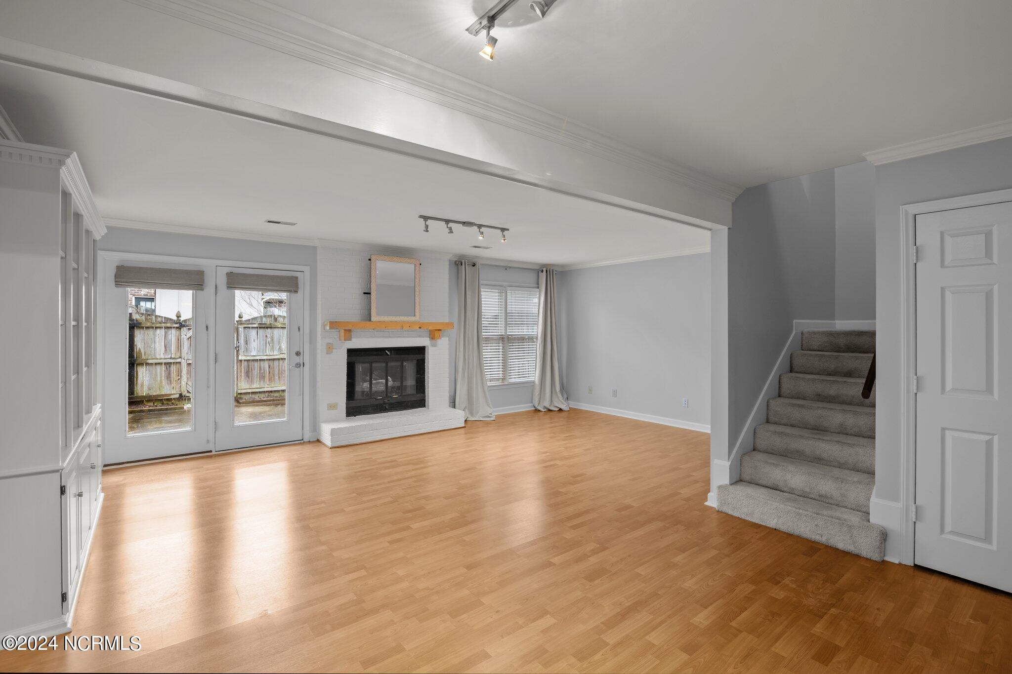 2043 Quail Ridge Road, Unit D Greenville, NC 27858 - Photo 13 of 53 13-web-or-mls-BLS_0021