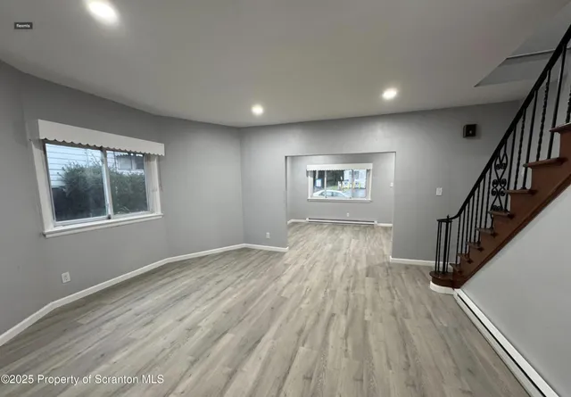 $1,500 | 342 East Main Street, Wilkes Barre, PA 18705