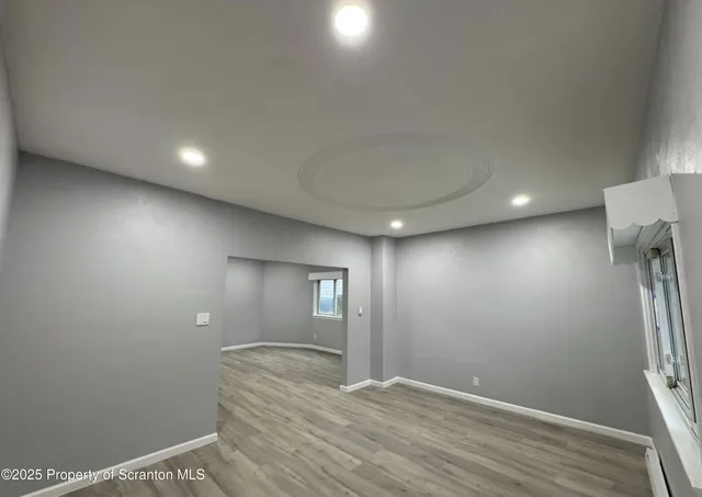 $1,500 | 342 East Main Street, Wilkes Barre, PA 18705