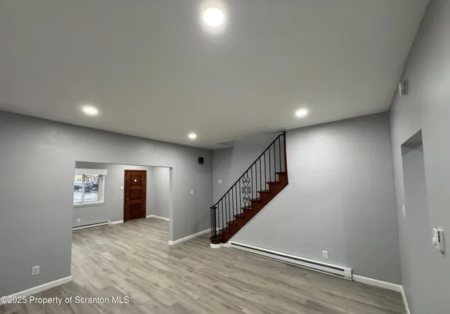 $1,500 | 342 East Main Street, Wilkes Barre, PA 18705