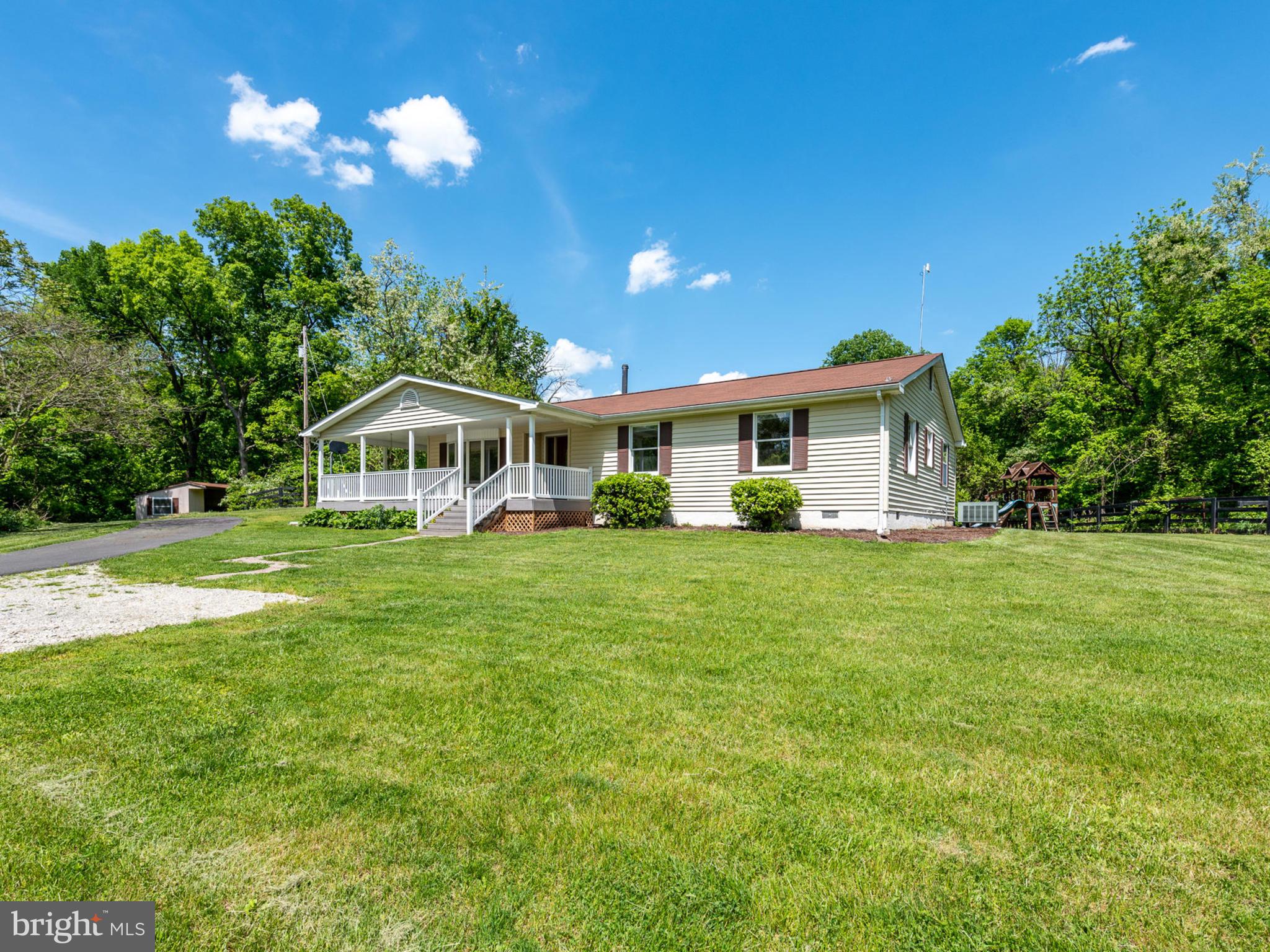 1989 Allen Road Berryville, VA 22611 - Photo 4 of 51