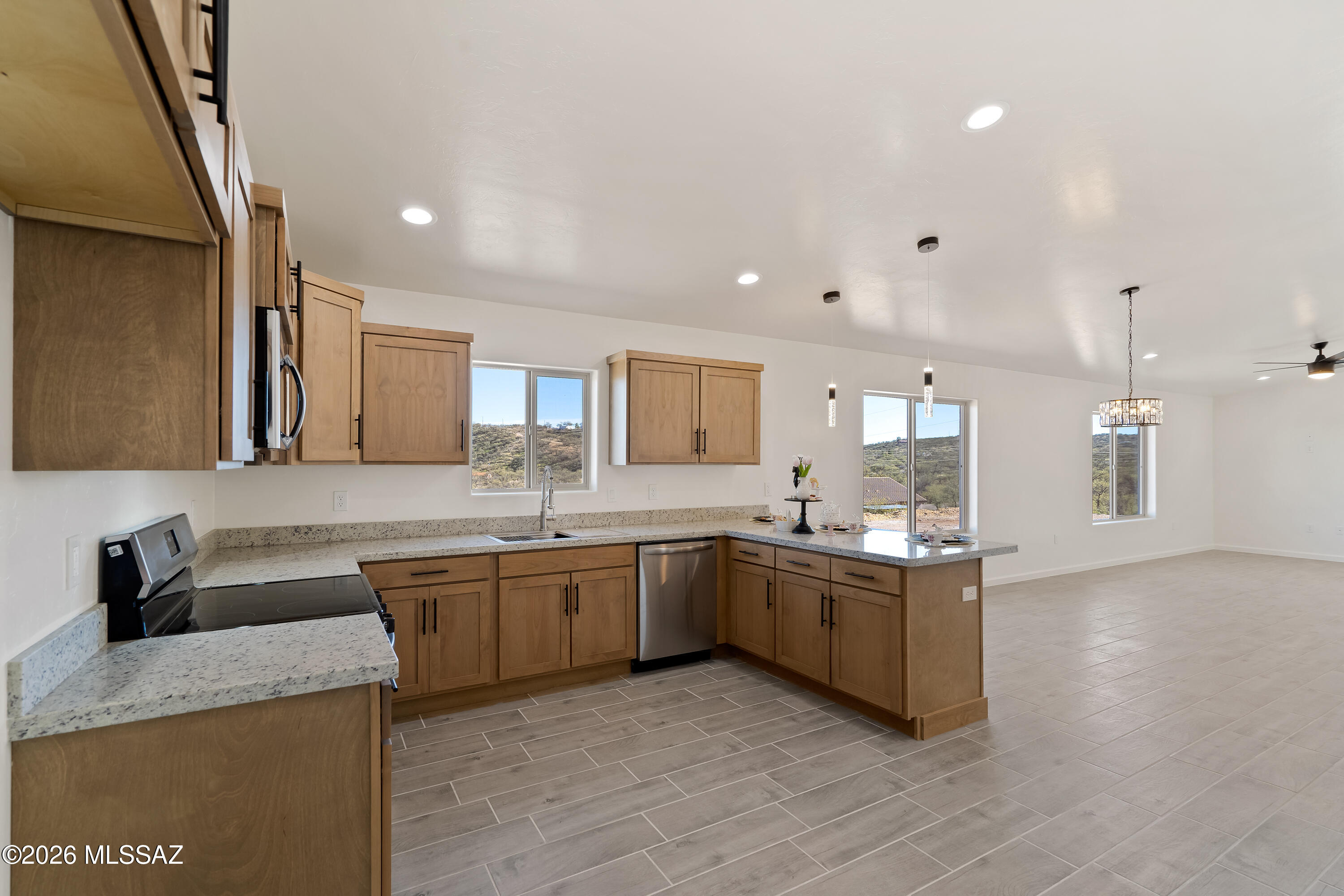 1651 Camino Escualo Rio Rico, AZ 85648 - Photo 9 of 12