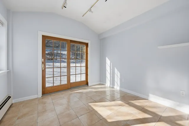 $3,600 | 203 Endicott Avenue, Unit 2, Revere, MA 02151