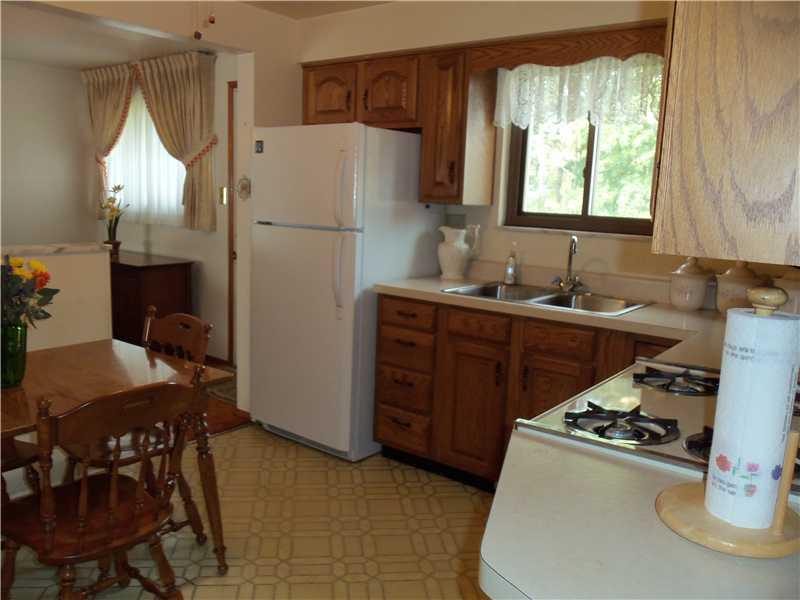 211 Barbara Drive McKees Rocks, PA 15136 - Photo 7 of 18 Kitchen. Eat in Equipped