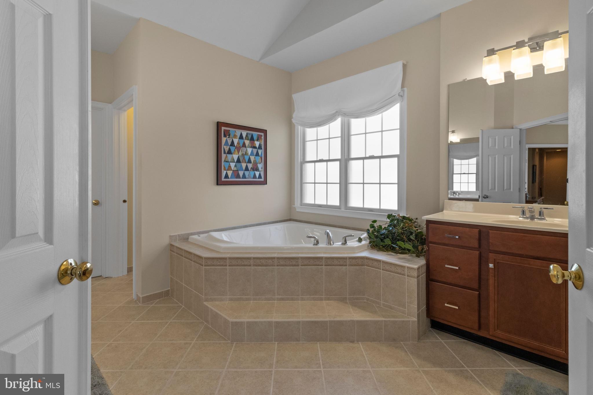 10 Delaney Drive Newtown, PA 18940 - Photo 27 of 52