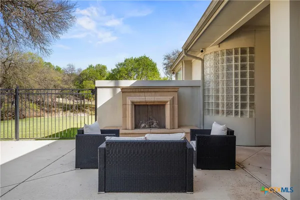 $1,350,000 | 1317 Jack Nicklaus Circle, Salado, TX 76571
