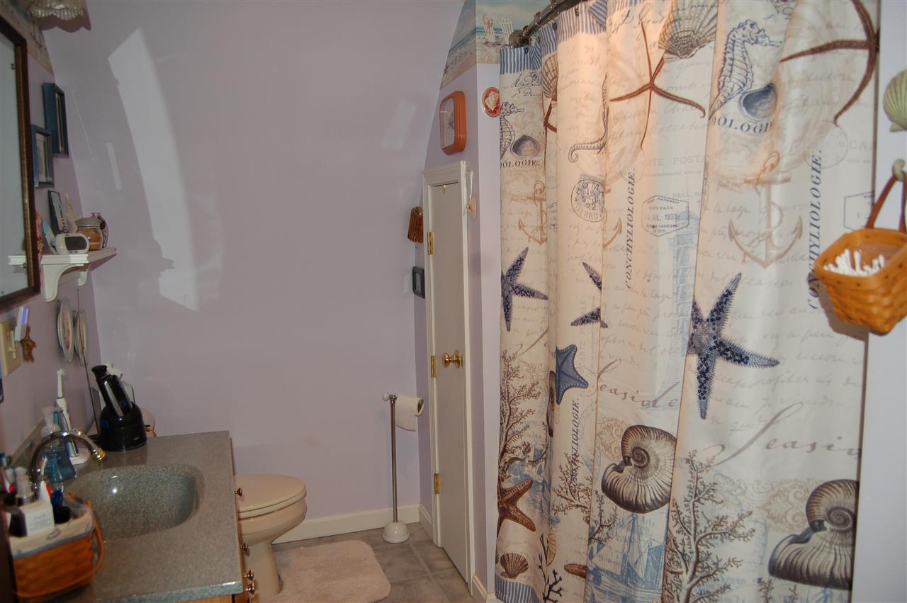 176 Ridgefield Drive Milford, NH 03055 - Photo 11 of 23 Gallery Image 11