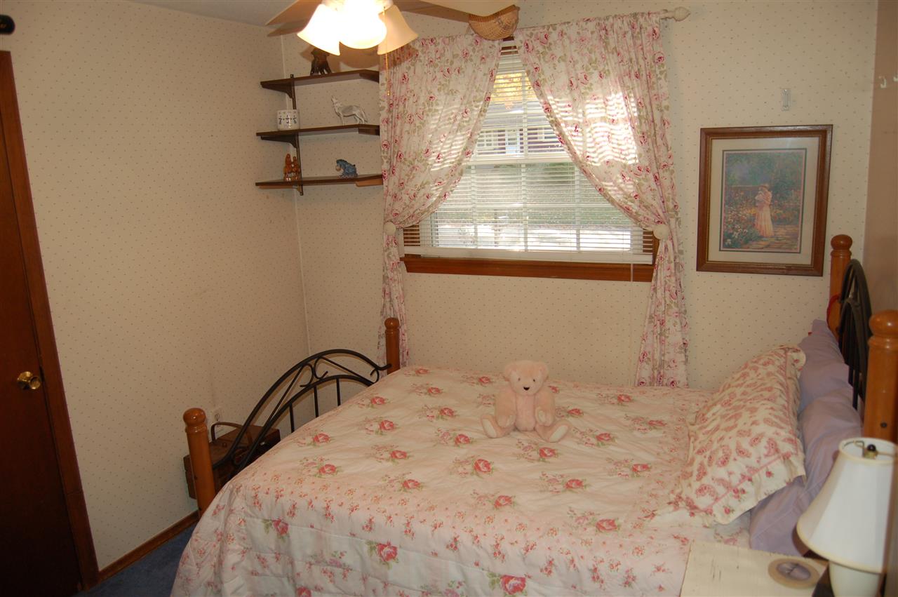 176 Ridgefield Drive Milford, NH 03055 - Photo 18 of 23 Gallery Image 18