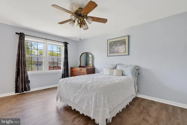 $695,000 | 13400 Catoctin Court, Herndon, VA 20170