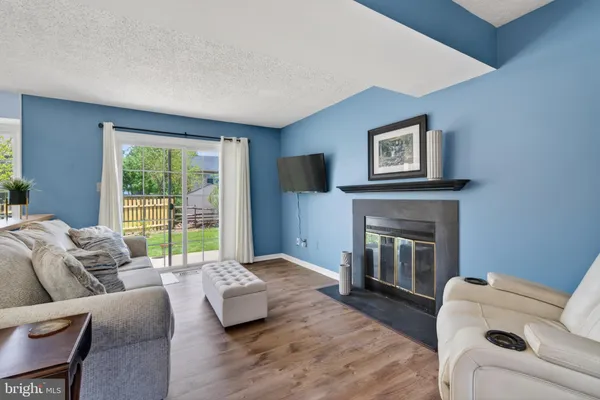 $695,000 | 13400 Catoctin Court, Herndon, VA 20170