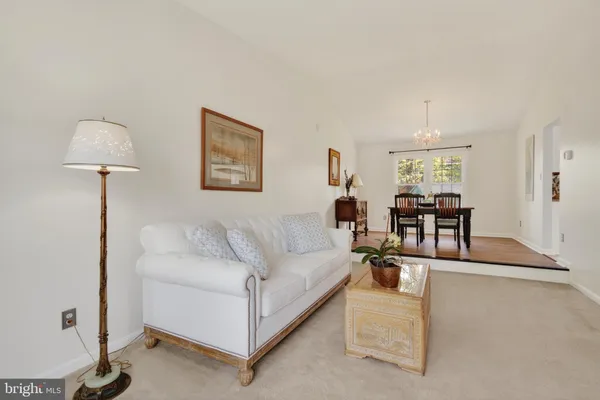 $695,000 | 13400 Catoctin Court, Herndon, VA 20170