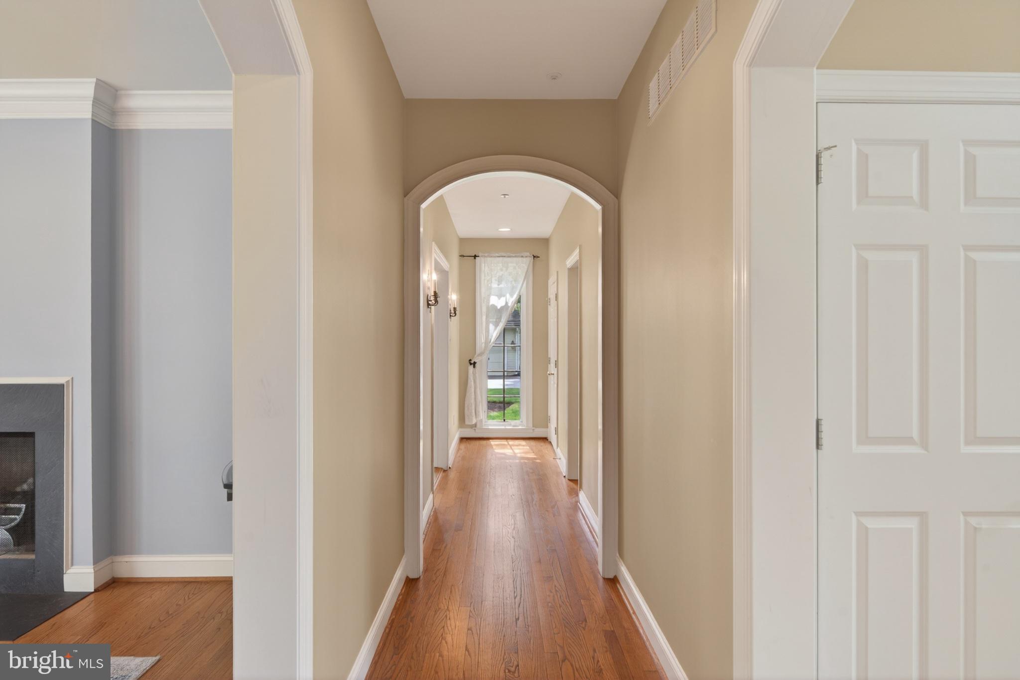 11 Harrison Drive Newtown Square, PA 19073 - Photo 12 of 80 Inviting hallway with natural light.