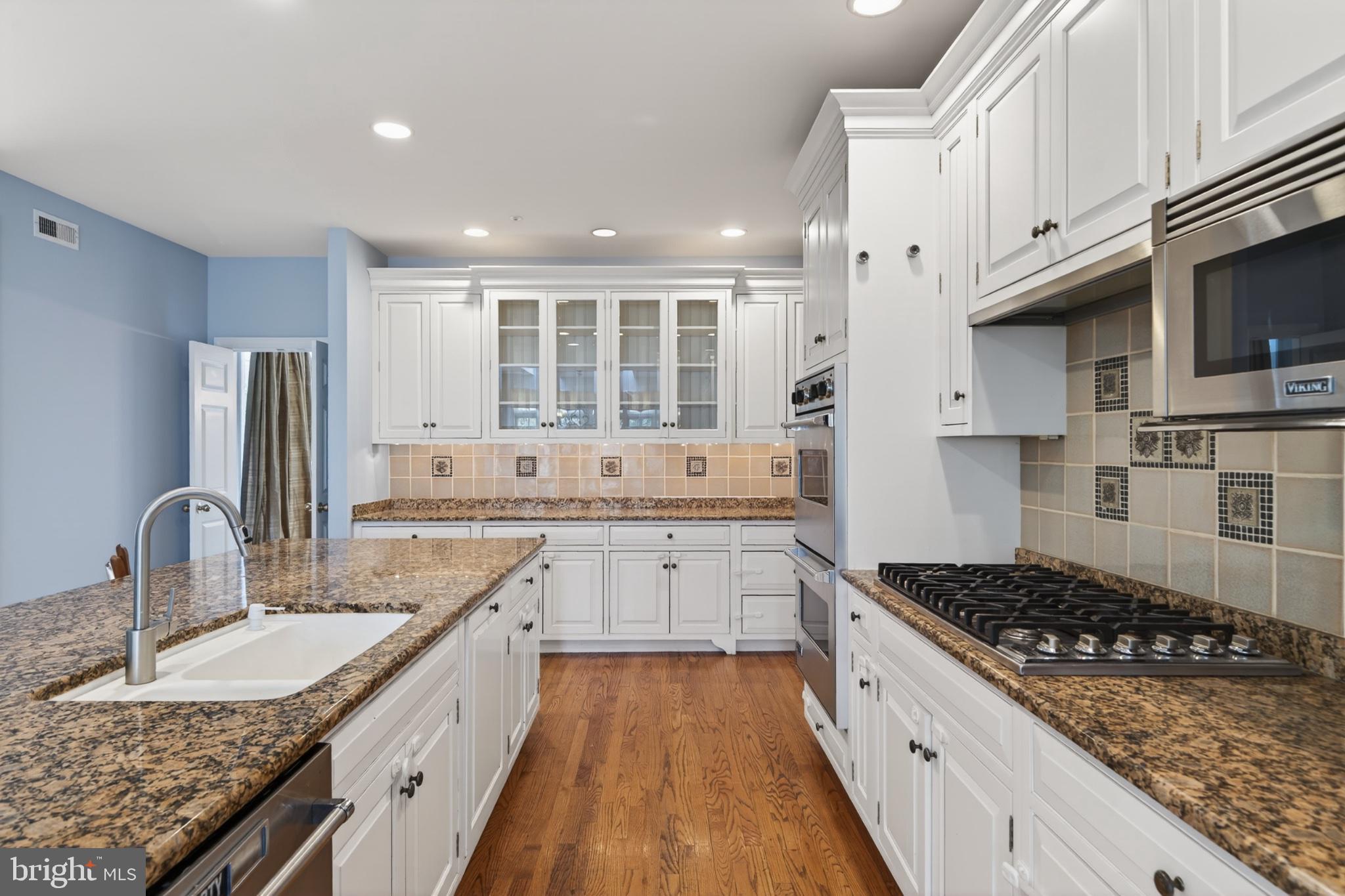 11 Harrison Drive Newtown Square, PA 19073 - Photo 20 of 80 Elegant kitchen with modern finishes.
