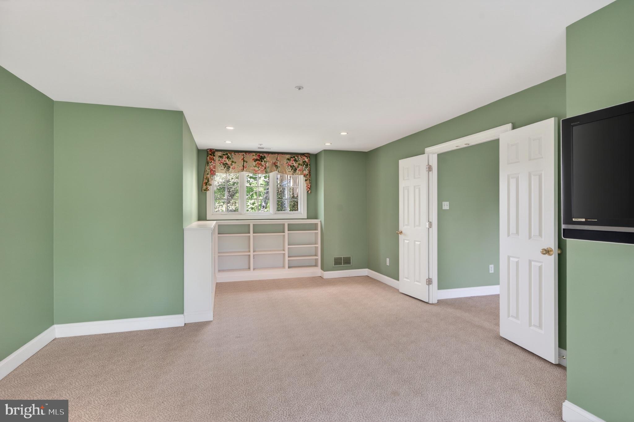 11 Harrison Drive Newtown Square, PA 19073 - Photo 36 of 80 Versatile space with calming green hues.