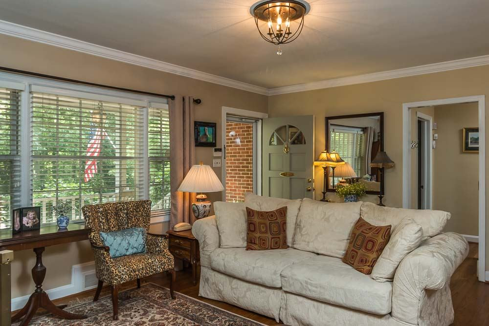 1436 Dixie Trail Raleigh, NC 27607 - Photo 4 of 23 Living Room