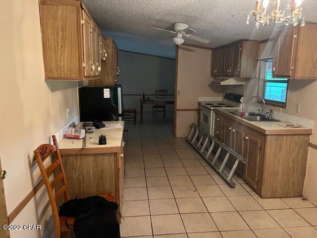5940 Tarus Road Bascom, FL 32423 - Photo 7 of 23