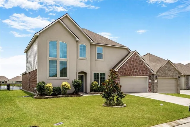 $385,000 | 668 Lakeshore Village Drive, Slidell, LA 70461