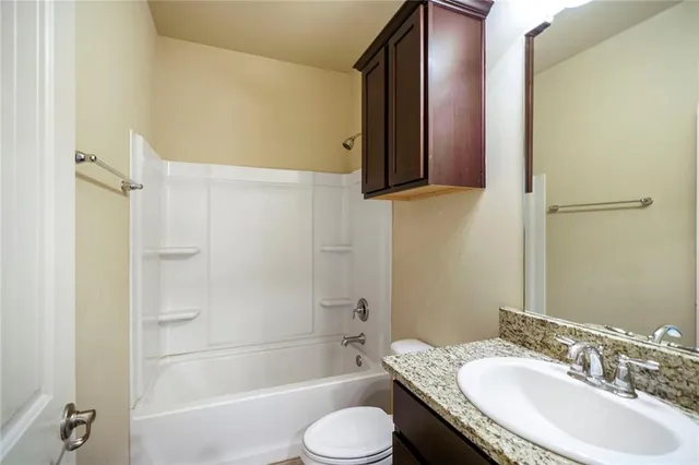 $385,000 | 668 Lakeshore Village Drive, Slidell, LA 70461