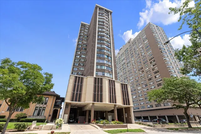 $2,575 | 6325 North Sheridan Road, Unit 503, Chicago, IL 60660
