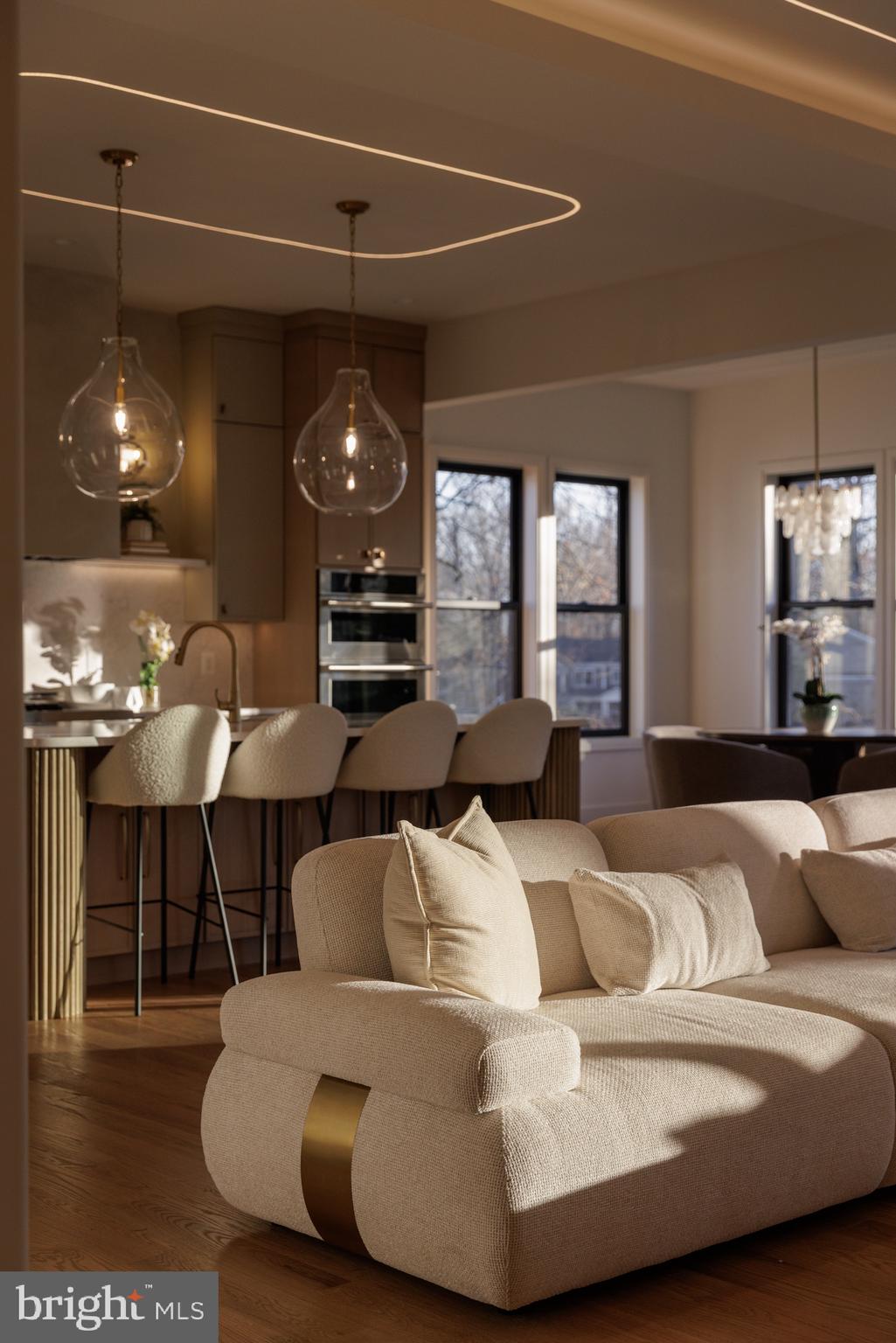 913 Symphony Circle Southwest Vienna, VA 22180 - Photo 13 of 50