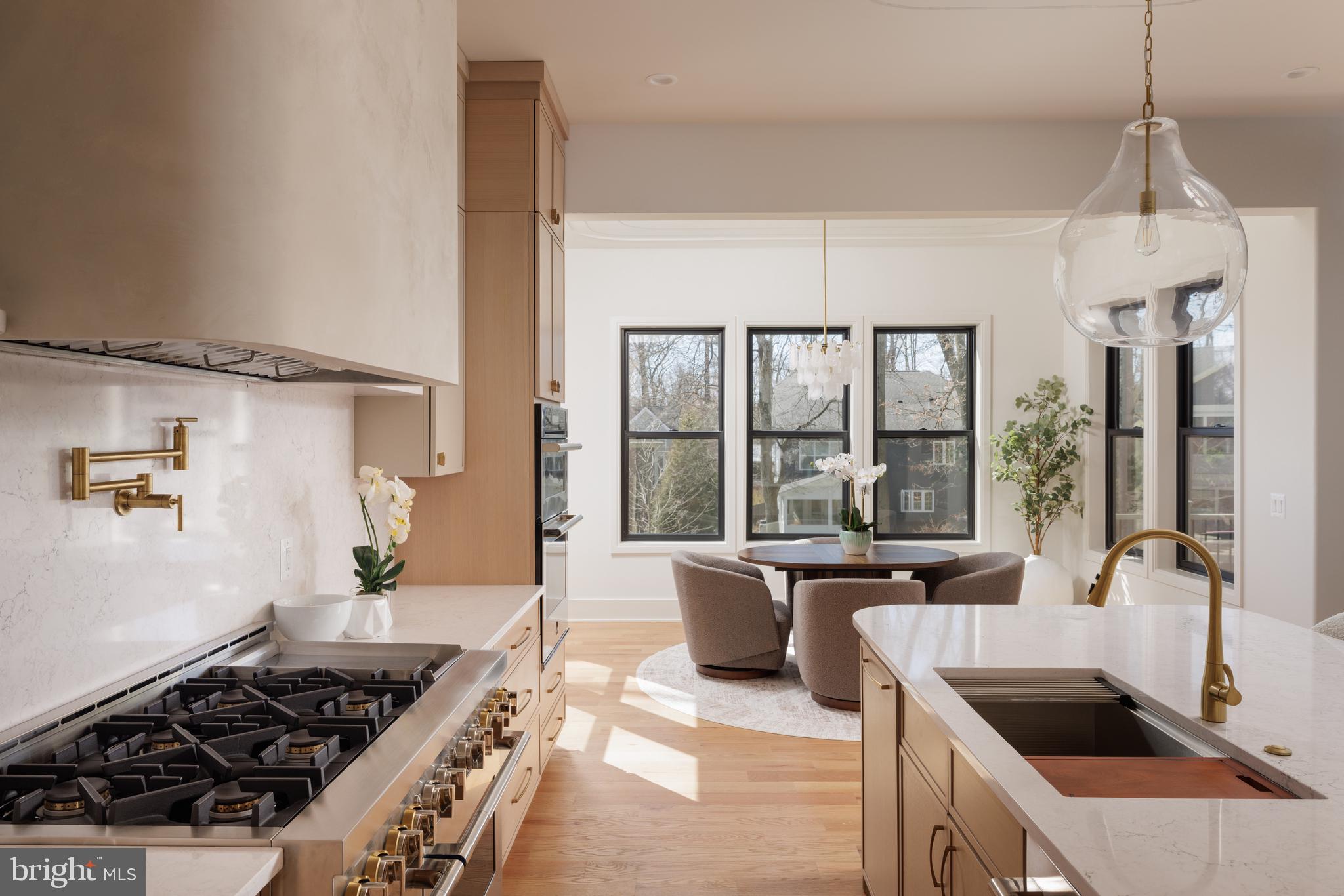 913 Symphony Circle Southwest Vienna, VA 22180 - Photo 18 of 50