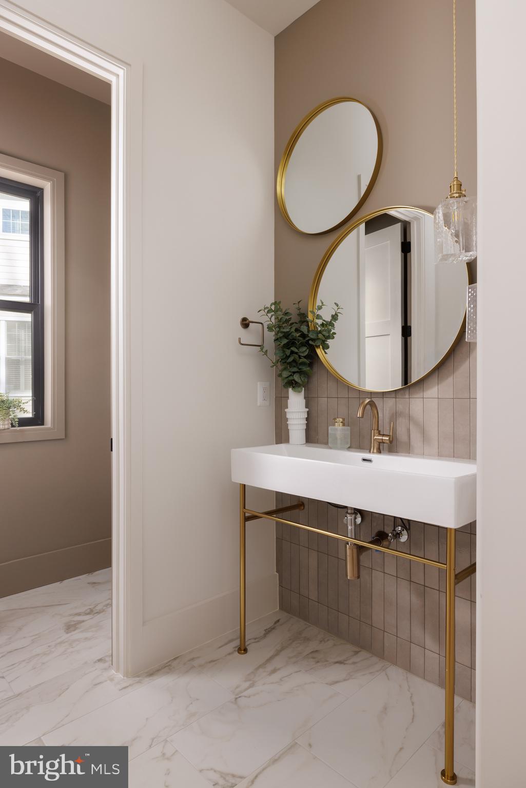 913 Symphony Circle Southwest Vienna, VA 22180 - Photo 24 of 50