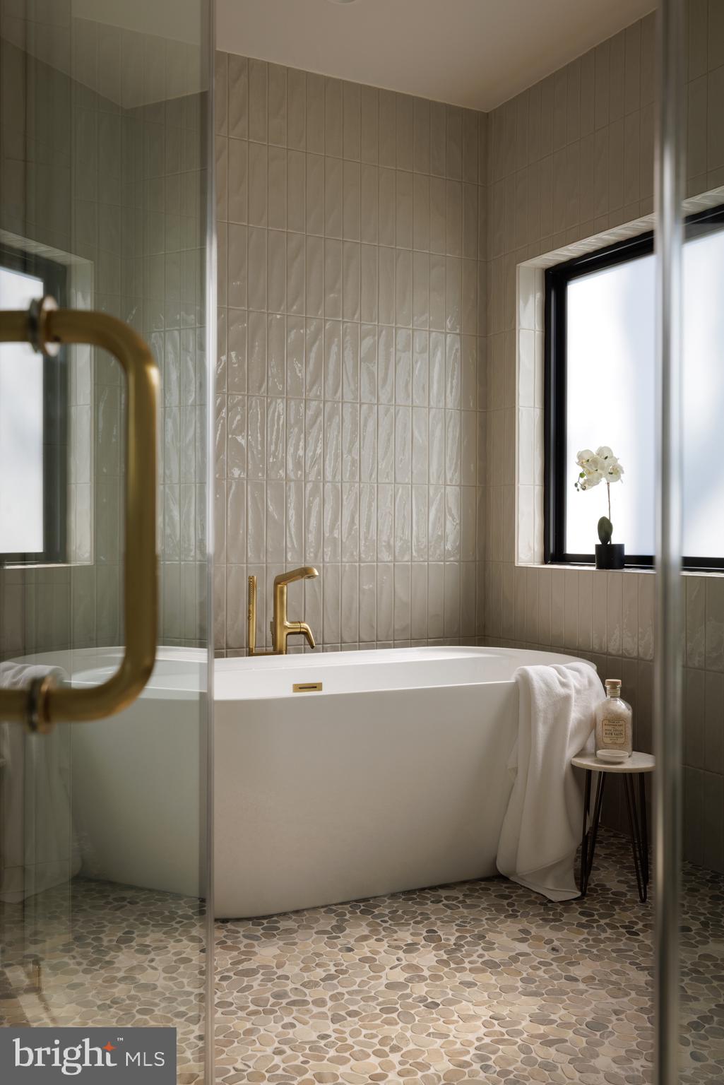 913 Symphony Circle Southwest Vienna, VA 22180 - Photo 31 of 50