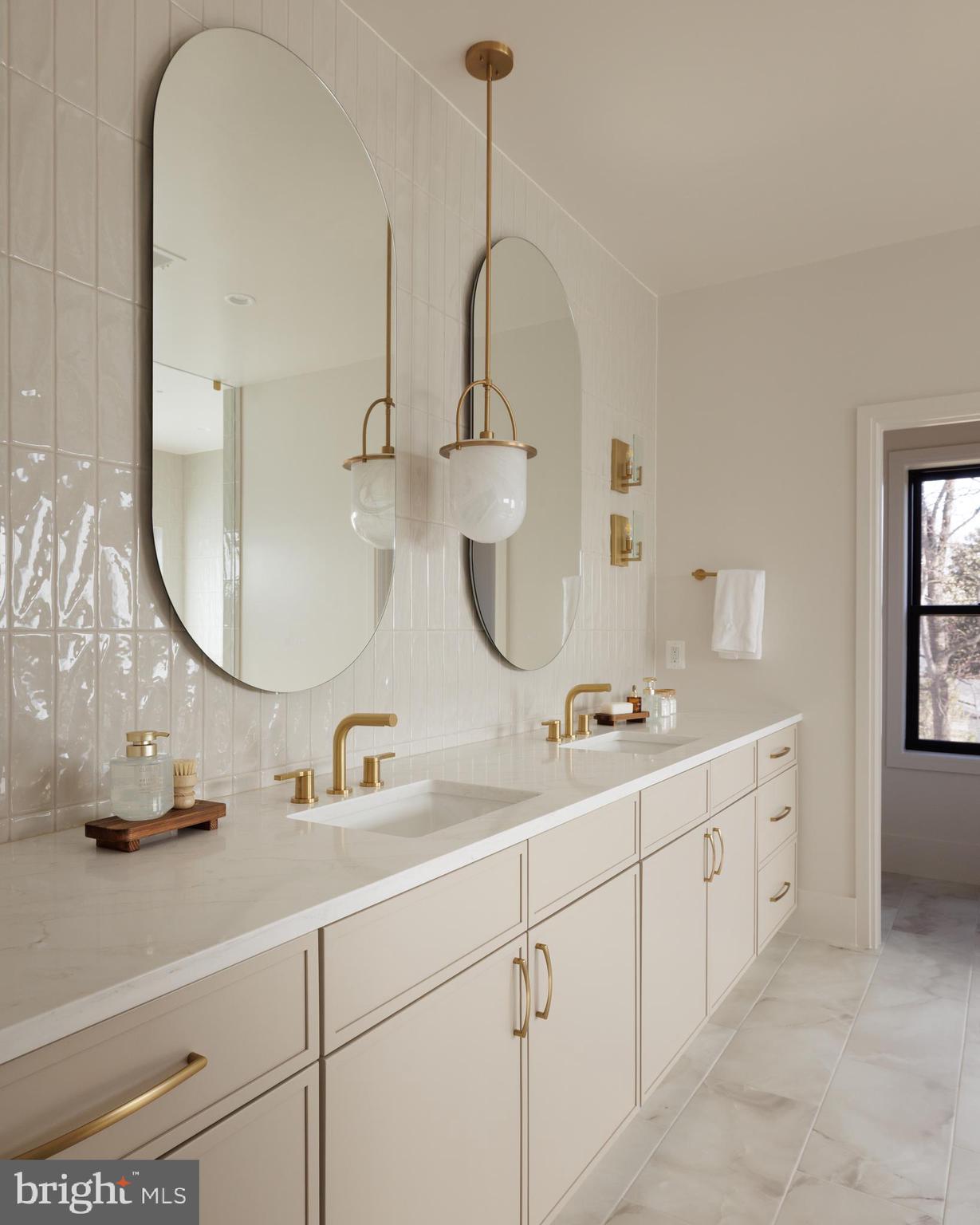 913 Symphony Circle Southwest Vienna, VA 22180 - Photo 32 of 50