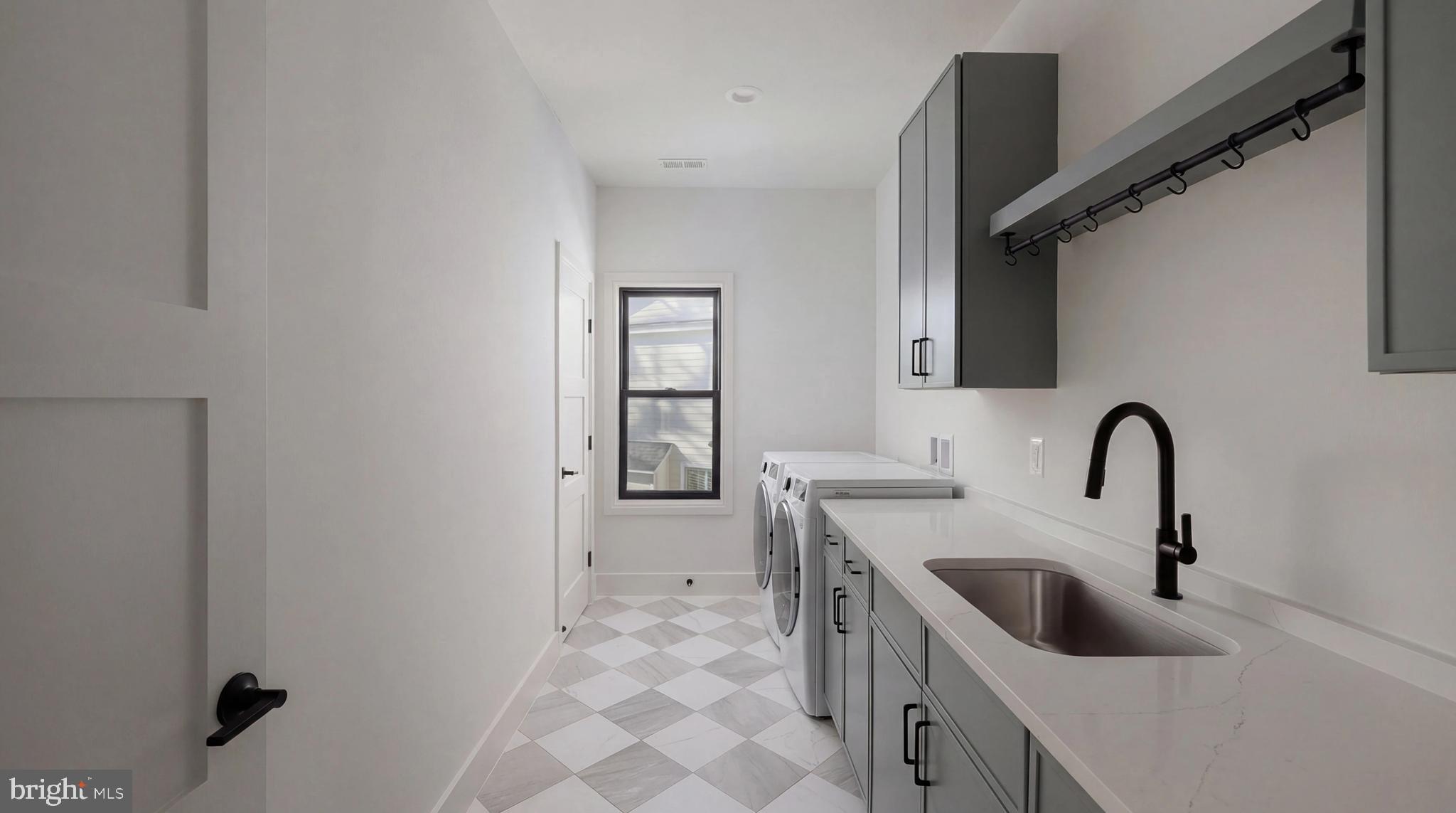 913 Symphony Circle Southwest Vienna, VA 22180 - Photo 42 of 50