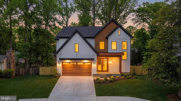 $2,599,888 | 913 Symphony Circle Southwest, Vienna, VA 22180