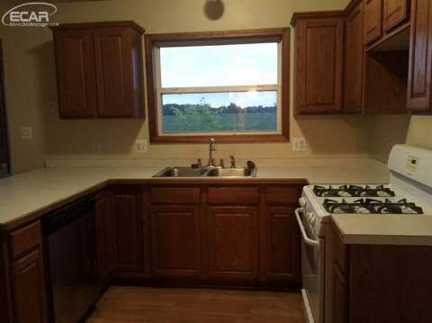 11655 Lehring Road Byron, MI 48418 - Photo 10 of 12 20445367-9.JPG