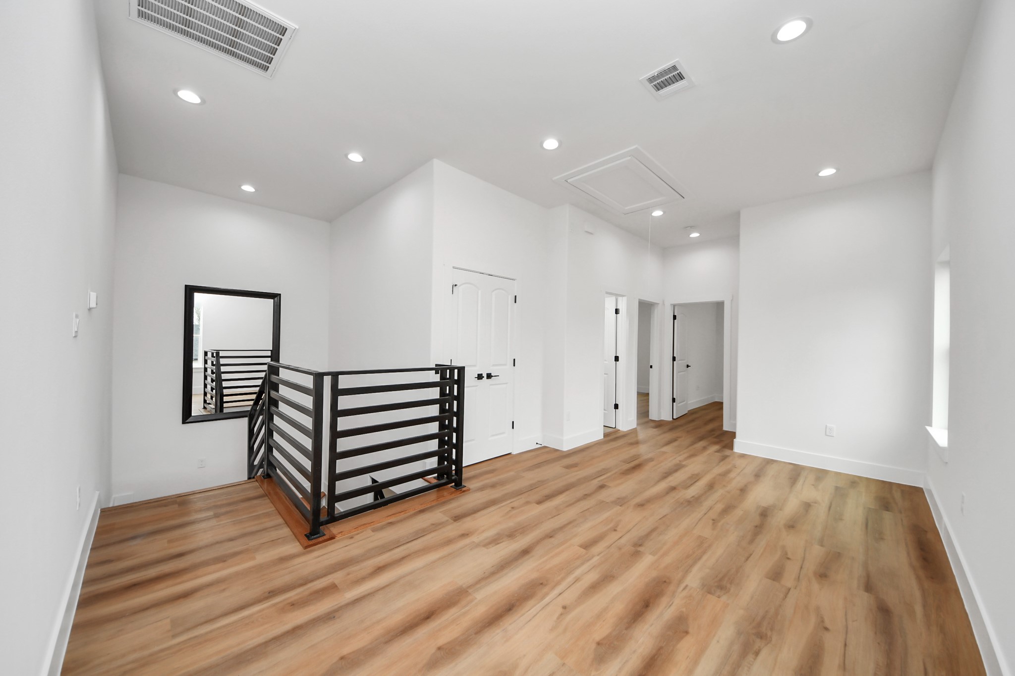 3535 Amos Street Houston, TX 77021 - Photo 21 of 46 Second floor